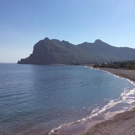 Дом отдыха Kolymbia Home